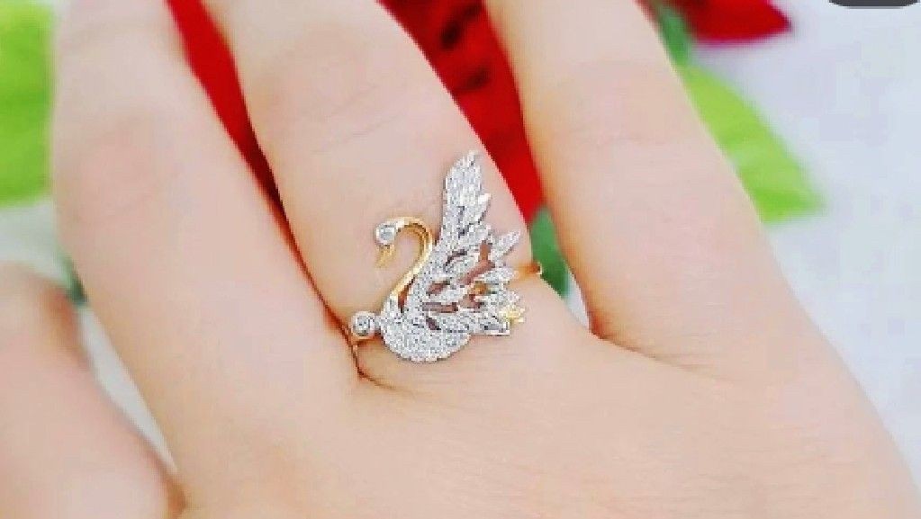 พร้อมส่งและสั่งผลิตแหวนเพชรน้องหงส์ แหวนแต่งงาน แหวนหมั้น ใส่เที่ยว ออกงาน แหวนทองคำ 9K เพชรกุหลาบแท้ 0.19 กะรัต 38 เม็ด ราคาถูกมาก ส่งฟรี