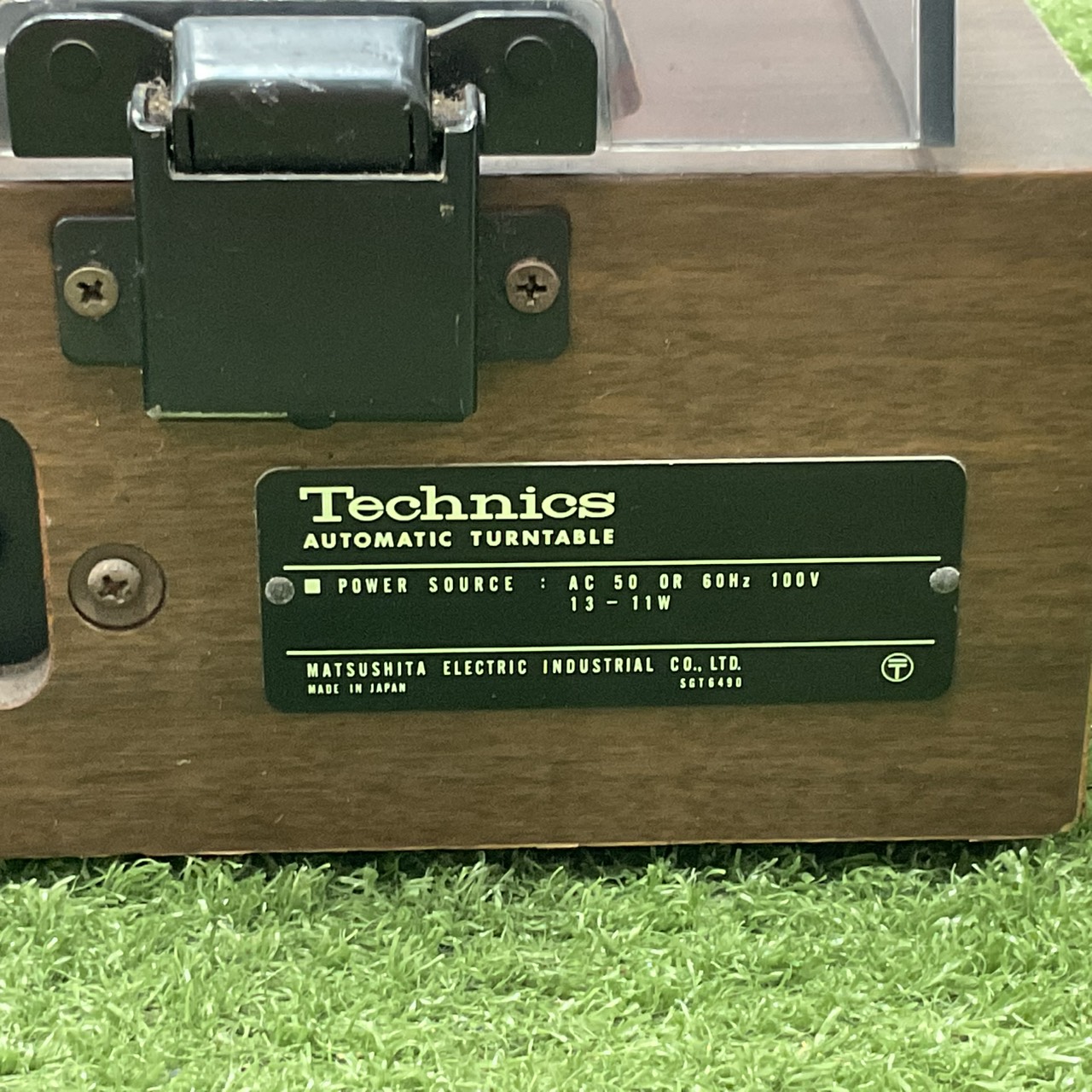 เครื่องเล่นแผ่นเสียง Technics