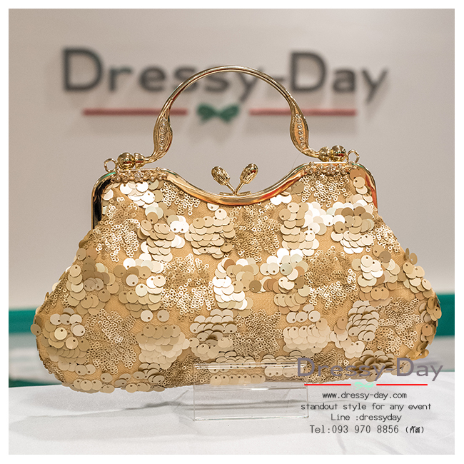 กระเป๋าออกงาน TE022: กระเป๋าออกงานพร้อมส่ง สีทอง แบบมีหูหิ้ว สวยหรูกับดีเทลเลื่อม ราคาถูกกว่าห้าง ถือออกงาน หรือ สะพายออกงาน สวย หรู ดูดีมากค่ะ เริ่ดคร๊า