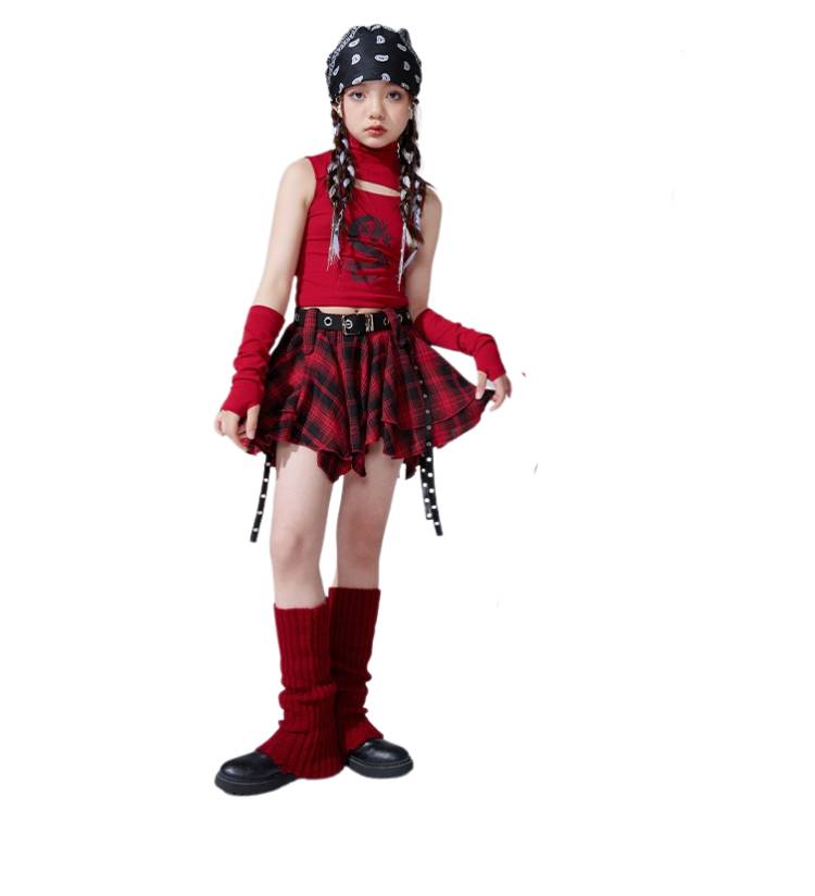 friendly4kid ชุดเต้น เซ็ตเสื้อแขนยาวดำ+กระโปรง ลายสก๊อต สีแดง ชุดการแสดงคริสมาสต์