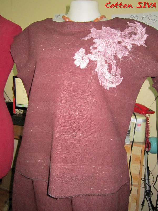 SIRIVAREE,SIVA Thai Cotton 100%, Polo shirt and hand embroidery By Cotton SIRIVAREE Top Thai Brand White, black ,blue ,the sugar L,XL