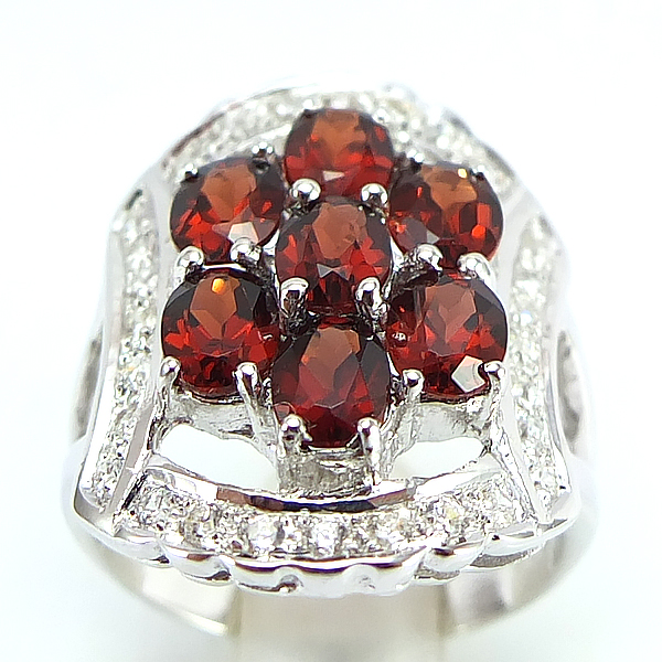 แหวนเงินแท้ราคาถูกชุบทองคำขาว พลอยแท้โกเมน 3.50 กะรัต เพชรCZ 0.28 กะรัต งานประณีตสวยงาม สั่งผลิตค่ะ