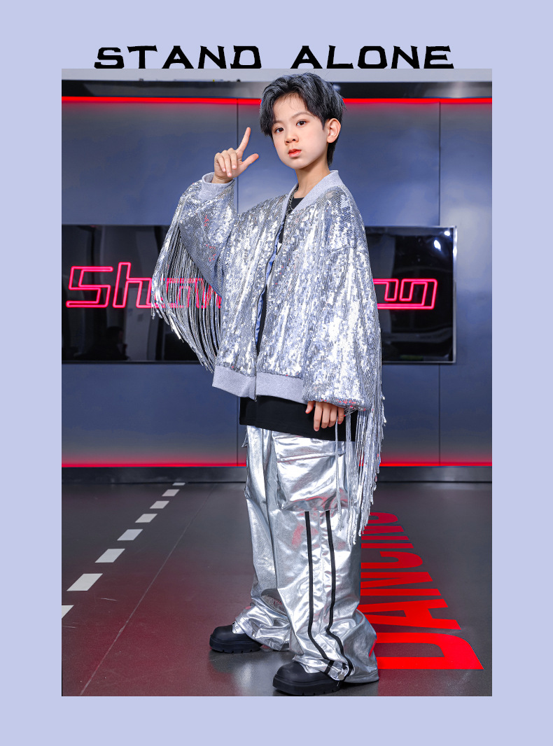 ชุดเต้น ชุดแดนซ์ เสื้อแขนกุดสีเงินปักเลื่อม+กระโปรงสีดำ