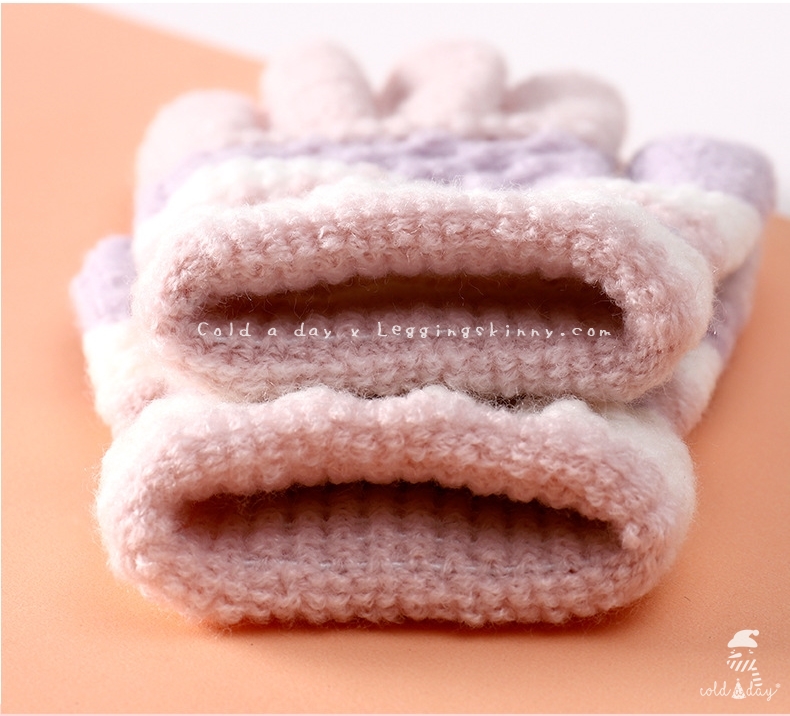 ถุงมือไหมพรมถักลาย 3-6 ปี