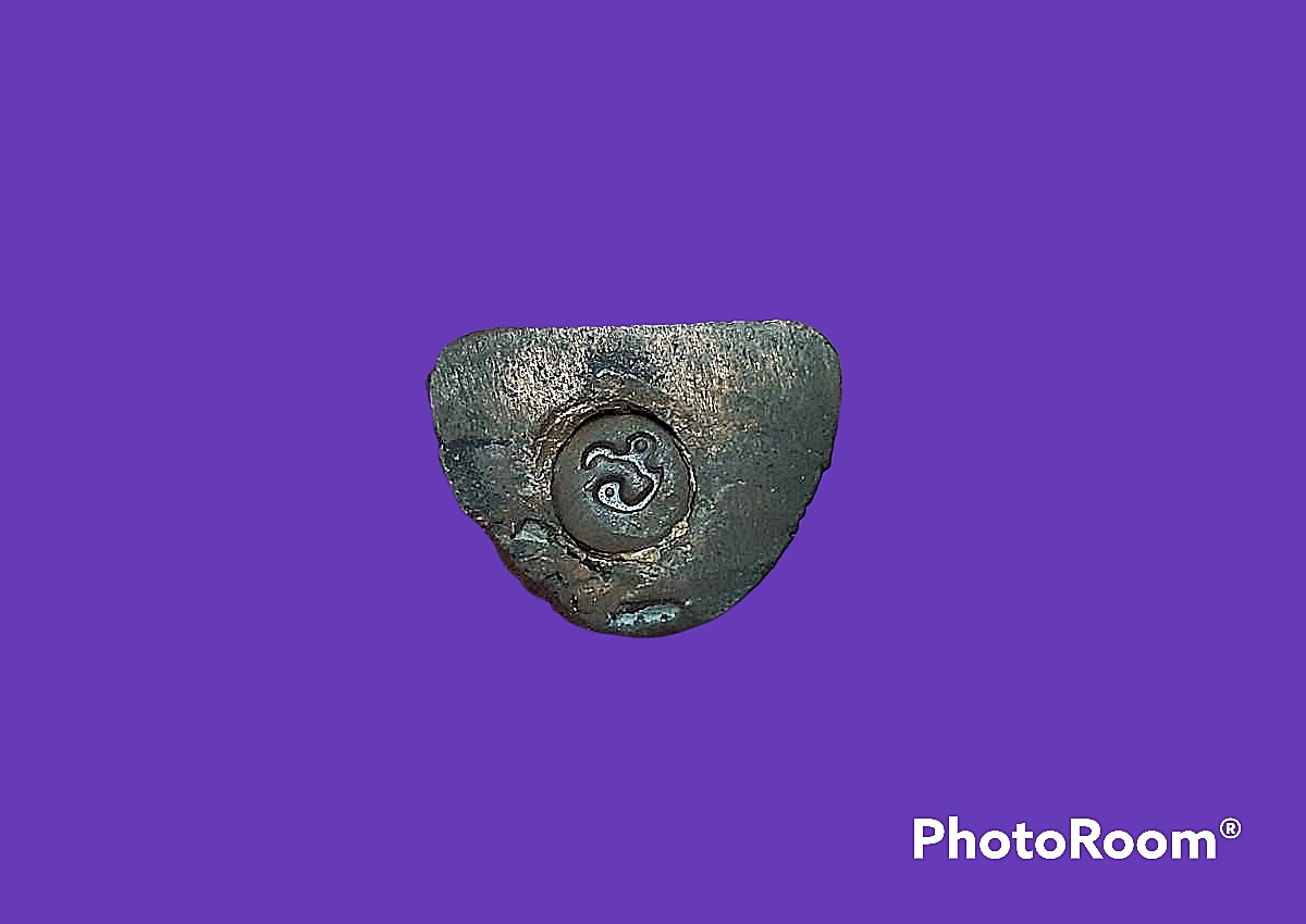 รูปหล่อกริ่ง พระภาวนาพรหมคุณ (หลวงพ่อเมตตานุศาสน์) วัดกุฎีทอง จ.สิงห์บุรี เนื้อนวะโลหะ ปี 2541 พร้อมกล่องจากวัดเดิมๆ