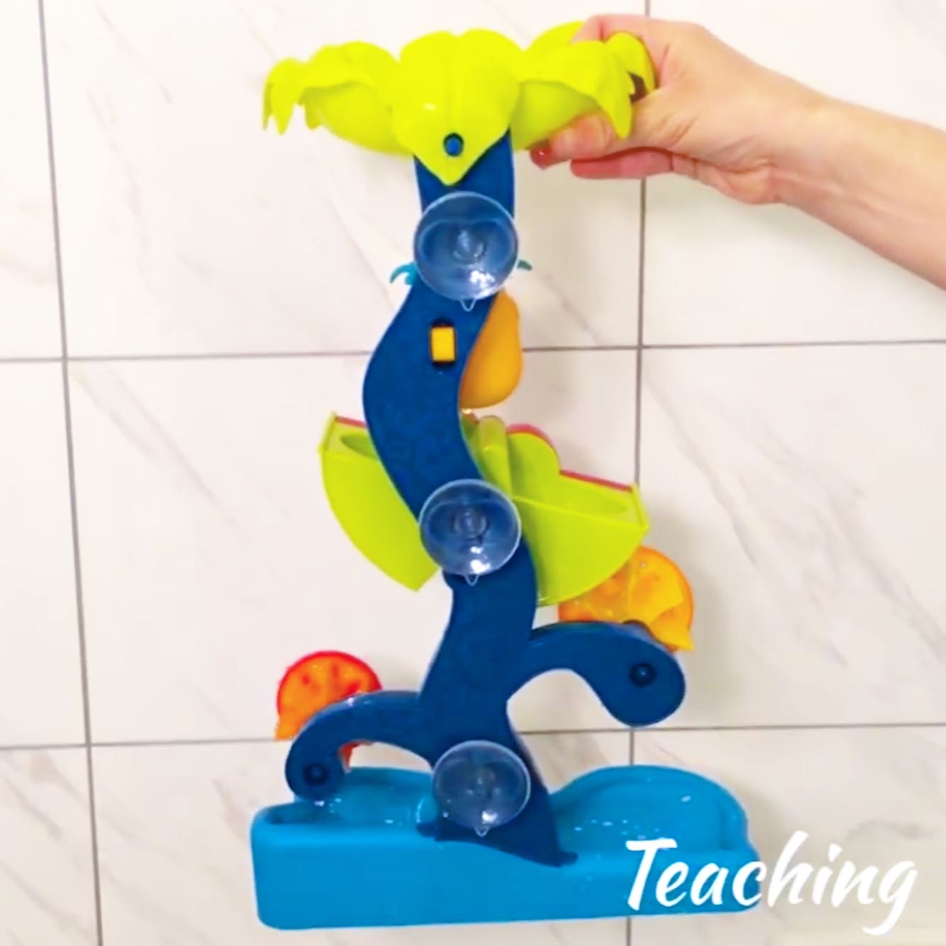 ของเล่นในห้องน้ำ B. toys Water Wheel Toy - Tropical Waterfall