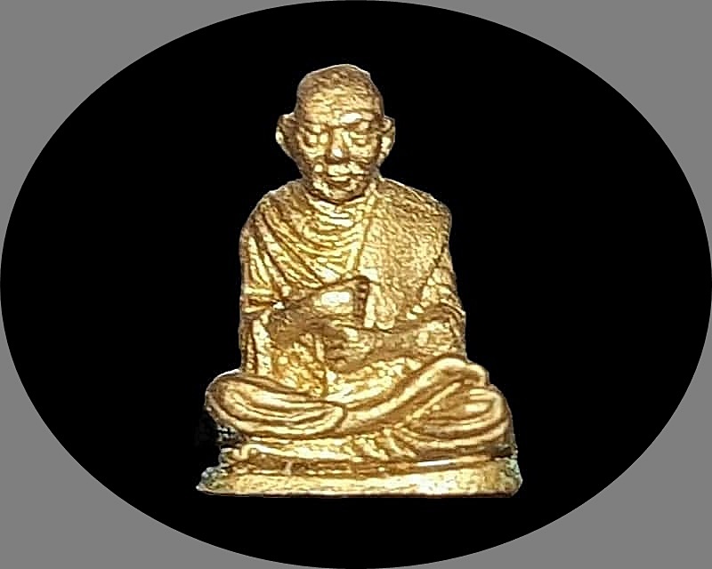รูปเหมือนหล่อ สมเด็จพระพุฒาจารย์โต พรหมรังสี วัดอินทรวิหาร กรุงเทพมหานคร เนื้อทองผสม พิมพ์จิ๋ว มูลนิธิเพื่อการปฏิบัติธรรม