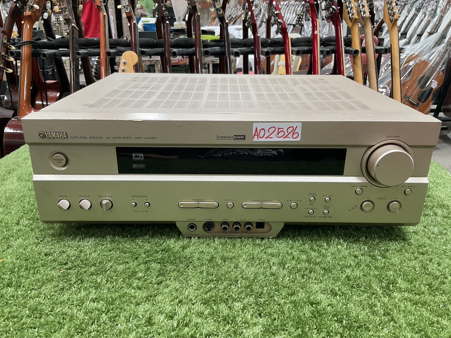 เครื่องขยายเสียง YAMAHA : DSP-AX520