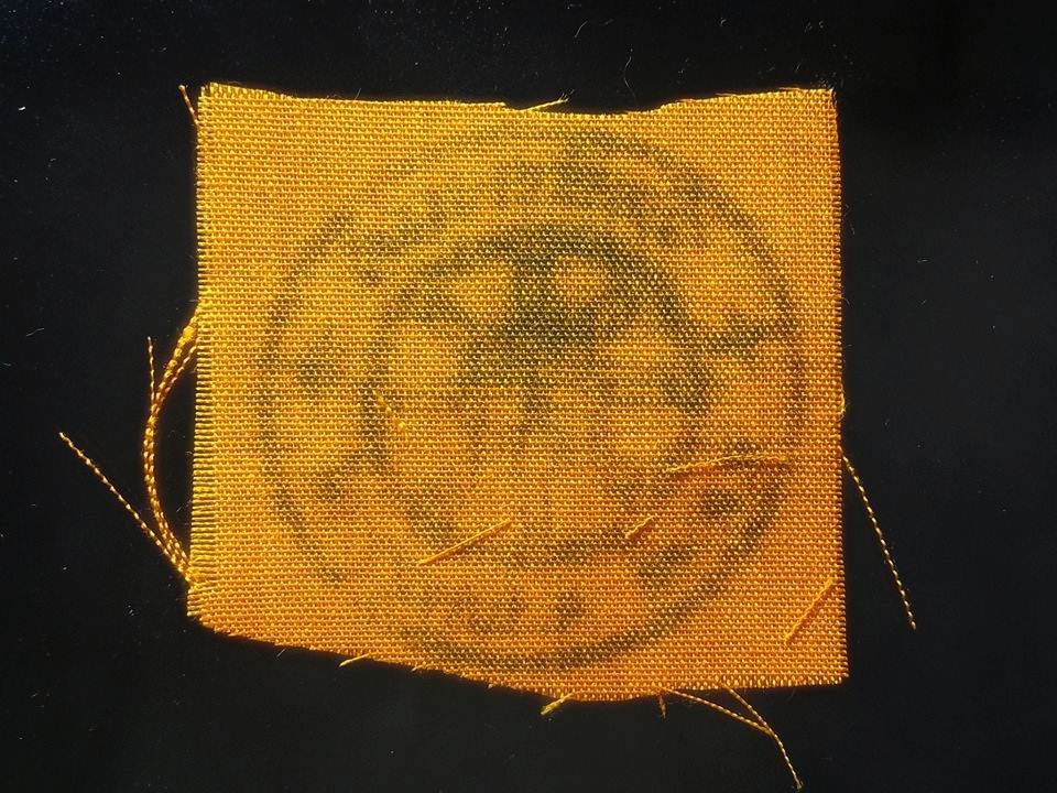 ผ้าจีวร หลวงพ่อพรหม วัดช่องแค จ.นครสวรรค์