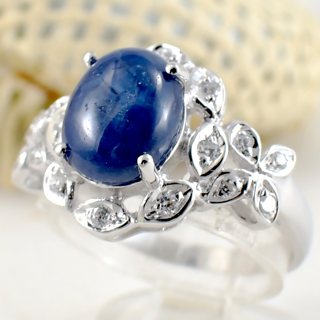 แหวนเงินแท้ราคาถูกชุบทองคำขาว ไพลินแท้ 4.25 กะรัต เพชรCZ 0.20 กะรัต งานประณีตสวยงาม สั่งผลิตค่ะ