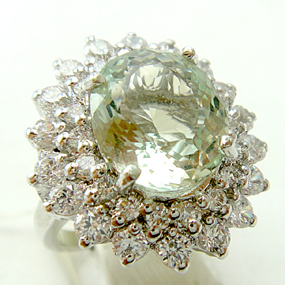 แหวนเงินแท้ราคาถูกชุบทองคำขาว กรีนแอมิทิสต์แท้ 4.80 กะรัต เพชรCZ 1.62 กะรัต งานประณีตสวยงาม สั่งผลิตค่ะ