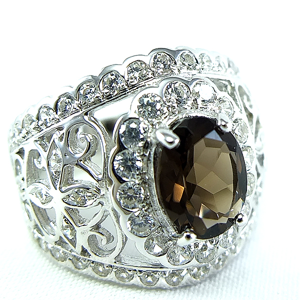 แหวนเงินแท้ราคาถูกชุบทองคำขาว พลอยแท้สโมกกี้ควอทซ์ 2.25 กะรัต เพชรCZ 1.09 กะรัต งานประณีตสวยงาม สั่งผลิตค่ะ