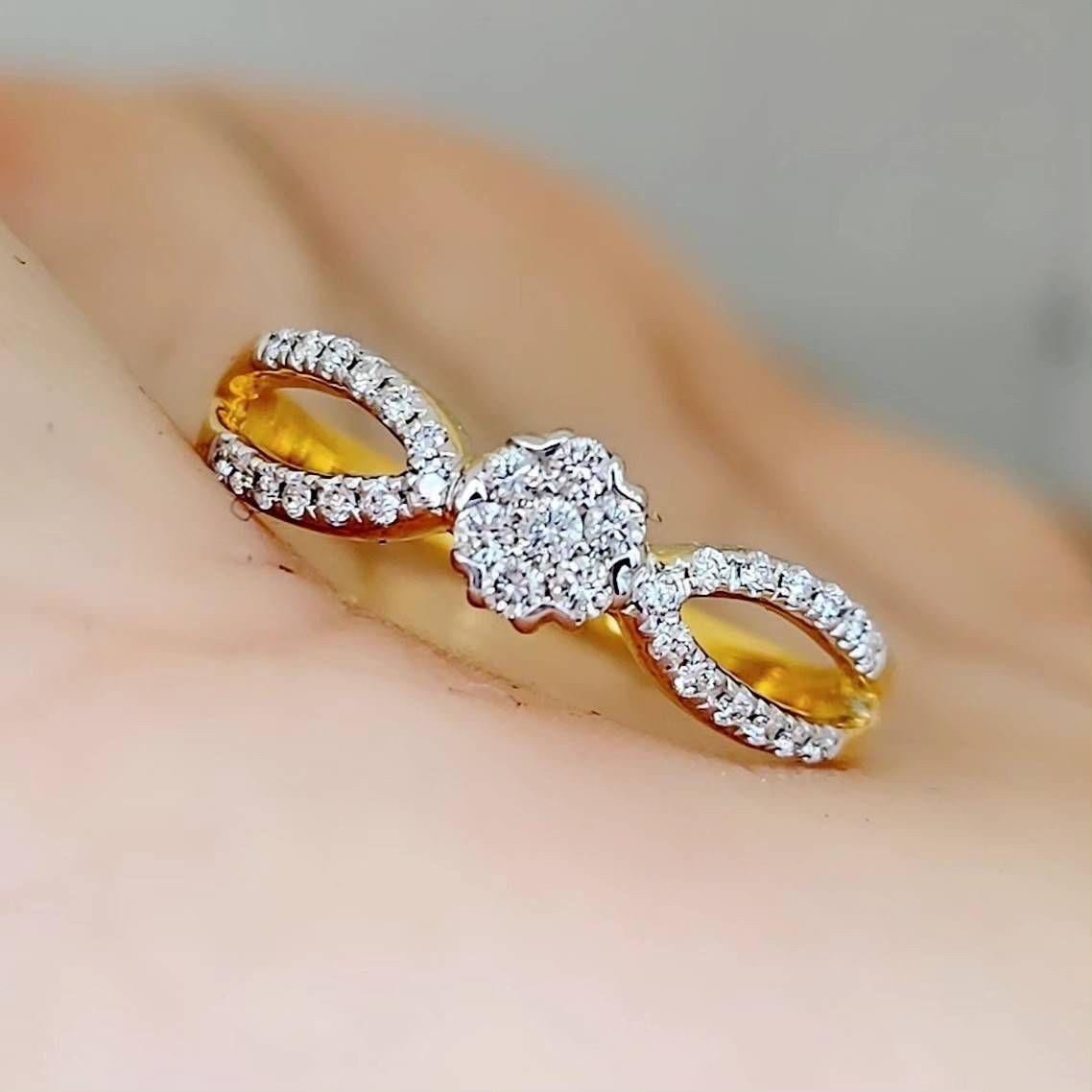 พร้อมส่งและสั่งผลิตแหวนเพชรแน่นๆราคาเบาๆสายหวาน แหวนแต่งงาน แหวนหมั้น ใส่เที่ยว ออกงาน แหวนทองคำ 9K เพชรเกสรแท้ 0.25 กะรัต 33 เม็ด ราคาถูกมาก ส่งฟรี