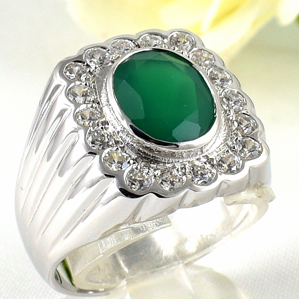 แหวนเงินแท้ราคาถูกชุบทองคำขาว พลอยแท้กรีนอะเกท 3.60 กะรัต เพชรCZ 0.72 กะรัต งานประณีตสวยงาม สั่งผลิตค่ะ