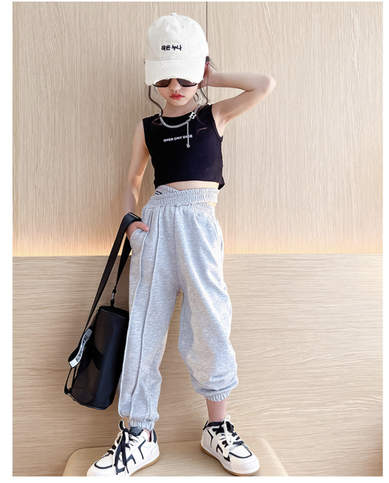 ชุดเต้น ชุด cover dance เสื้อคอวี+กางเกงขายาว