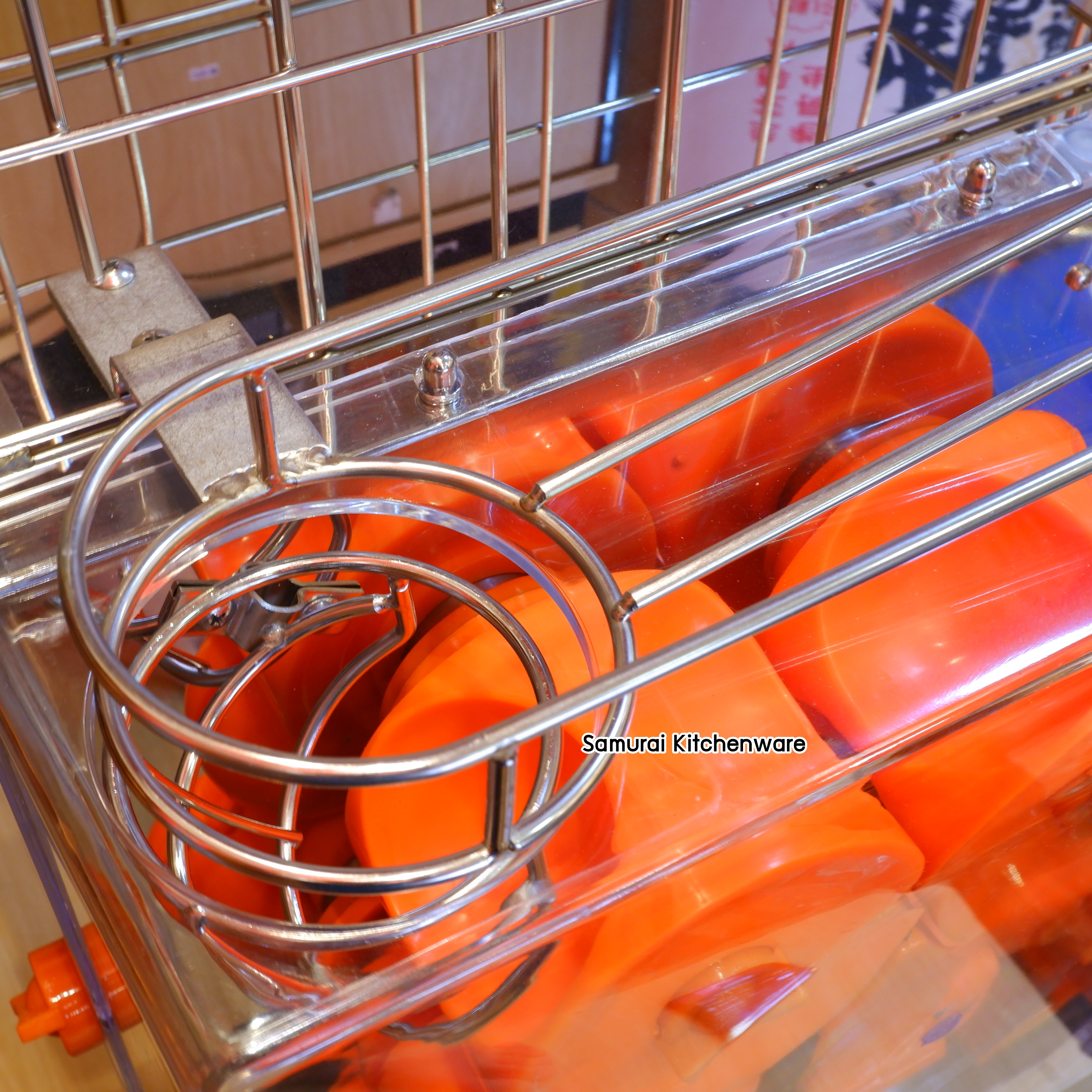 เครื่องคั้นน้ำส้ม อัตโนมัติ รุ่น OG-102