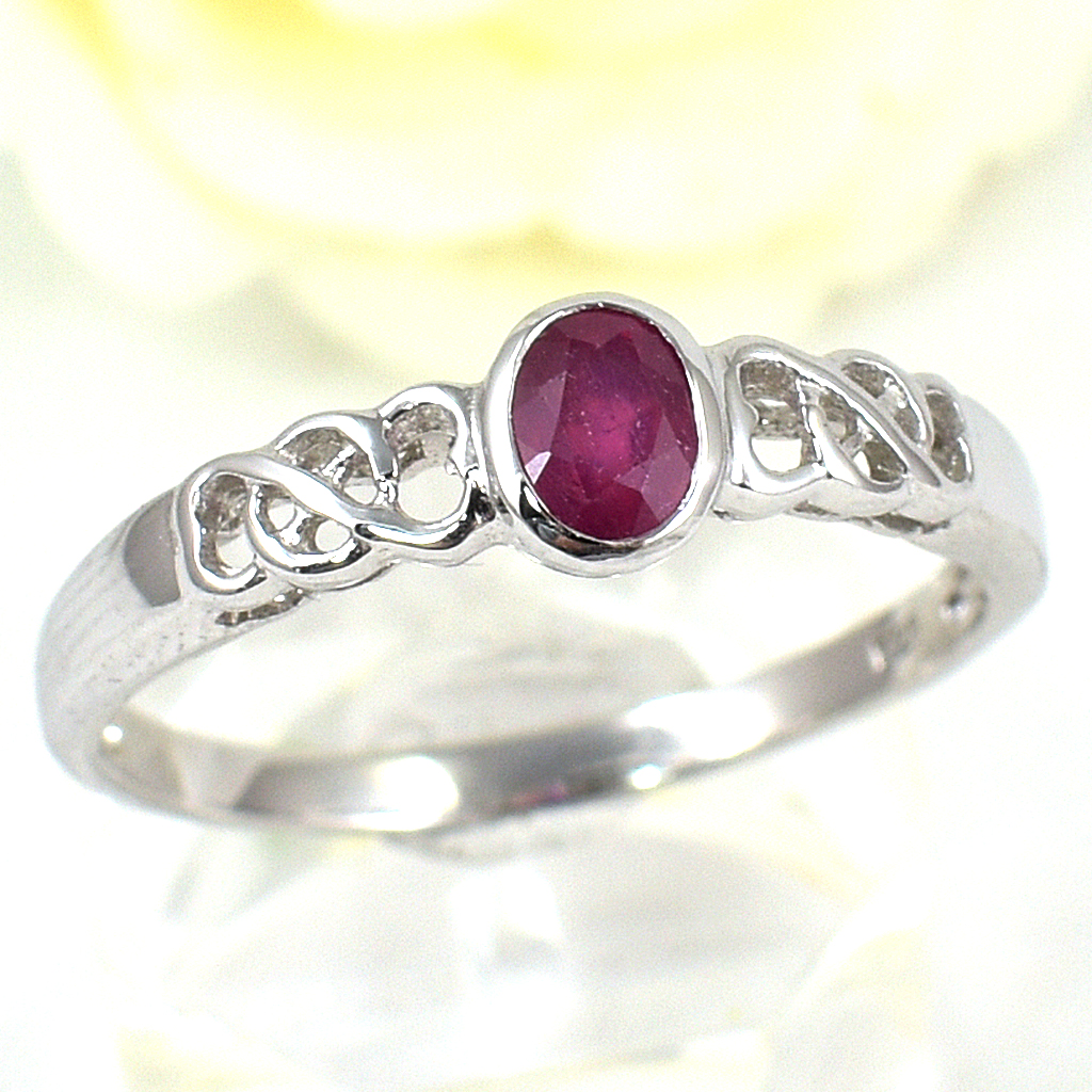 แหวนเงินแท้ราคาถูกชุบทองคำขาว ทับทิมแท้ 0.60 กะรัต งานประณีตสวยงาม สั่งผลิตค่ะ