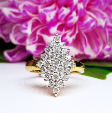 สั่งผลิตเพชรเบลเยี่ยมคัท แหวนแต่งงาน แหวนหมั้น ใส่เที่ยว ออกงาน แหวนทองคำ 18K เพชรแท้ 0.93 กะรัต 4.30 กรัม น้ำ 99 ราคาถูกมาก มีใบรับประกันค่ะ