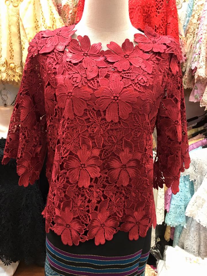 เสื้อลูกไม้เนื้อดี สีเเดง