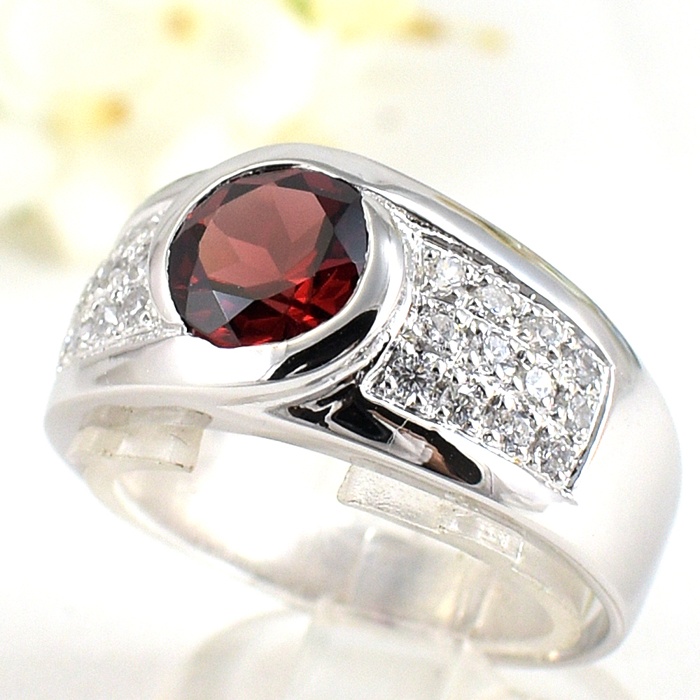 แหวนเงินแท้ราคาถูกชุบทองคำขาว พลอยแท้โกเมน 1.60 กะรัต เพชรCZ 0.36 กะรัต งานประณีตสวยงาม สั่งผลิตค่ะ