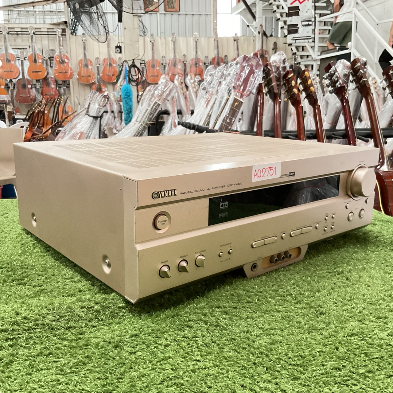 เครื่องขยายเสียง YAMAHA : DSP-AX420