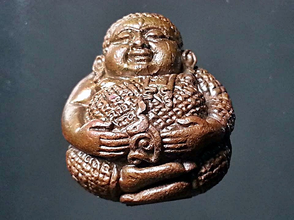 ลูกอมพระสังกัจจายน์ หลวงพ่อพูล วัดไผ่ล้อม จ.นครปฐม