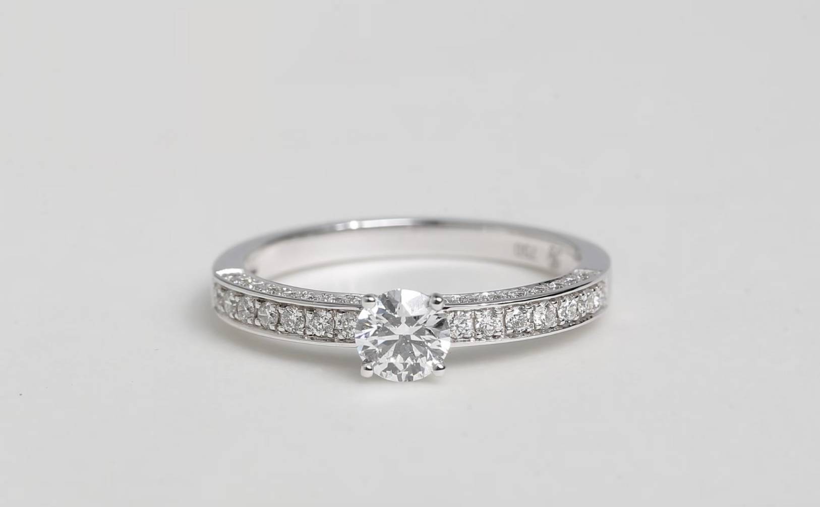 แหวนทองแท้เพชรชูGold 18K 2.26g D 1/0.40 ct D 48/0.48 ct
