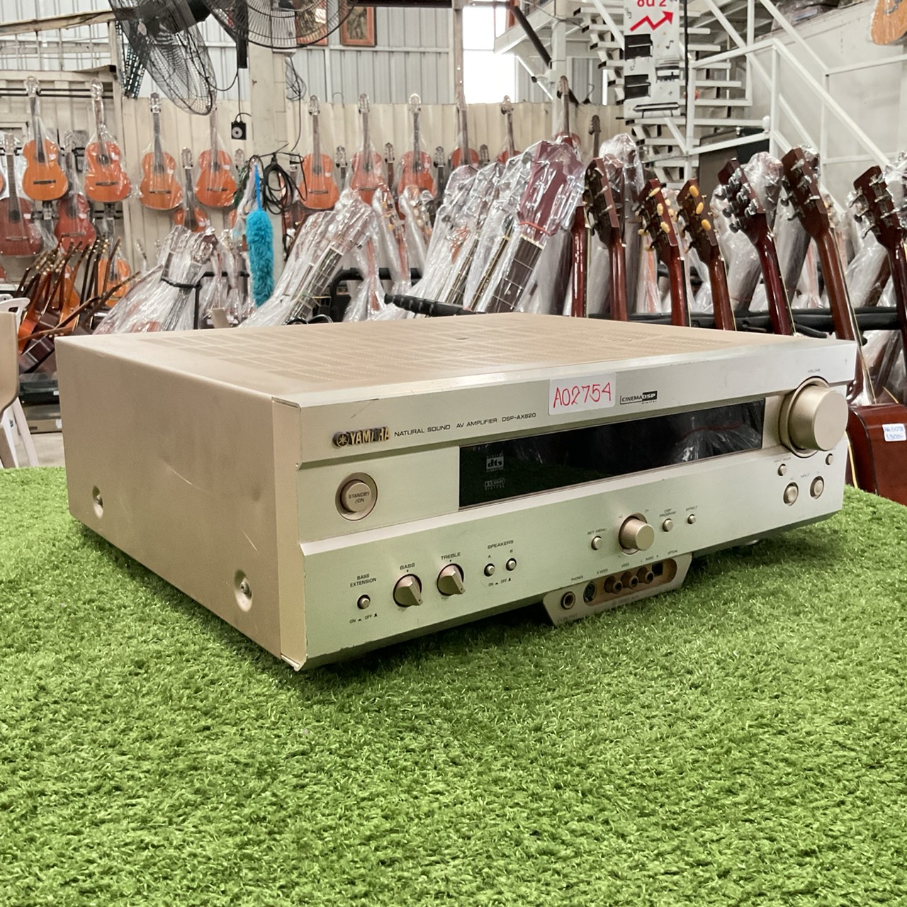 เครื่องขยายเสียง YAMAHA : DSP-AX620