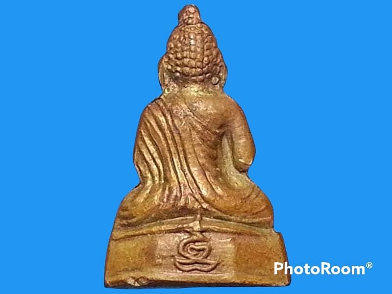 พระปั๊ม ประทานพร หลวงพ่อลี วัดอโศการาม จ.สมุทรปราการ ปี 2500 เนื้อทองแดง ก้นอุดผง องค์นี้ผงหลุด