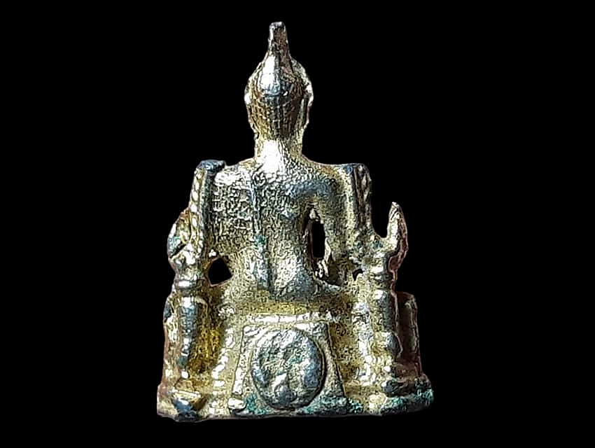 รูปหล่อ พระพุทธชินราช วัดพระศรีรัตนมหาธาตุ พิษณุโลก ซุ้มหัก