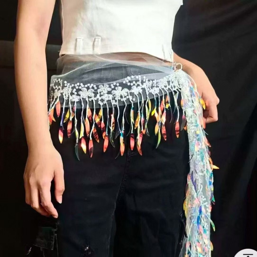 พร้อมส่งพร๊อพเสริม ผ้าผูกเอว คาดเอว Hip Scarf แฟชั่นเลื่อม พร้อมพู่และโซ่ คาดเอวสำหรับเต้นแจ๊ส-สตรีท สไตล์เน็ตไอดอล