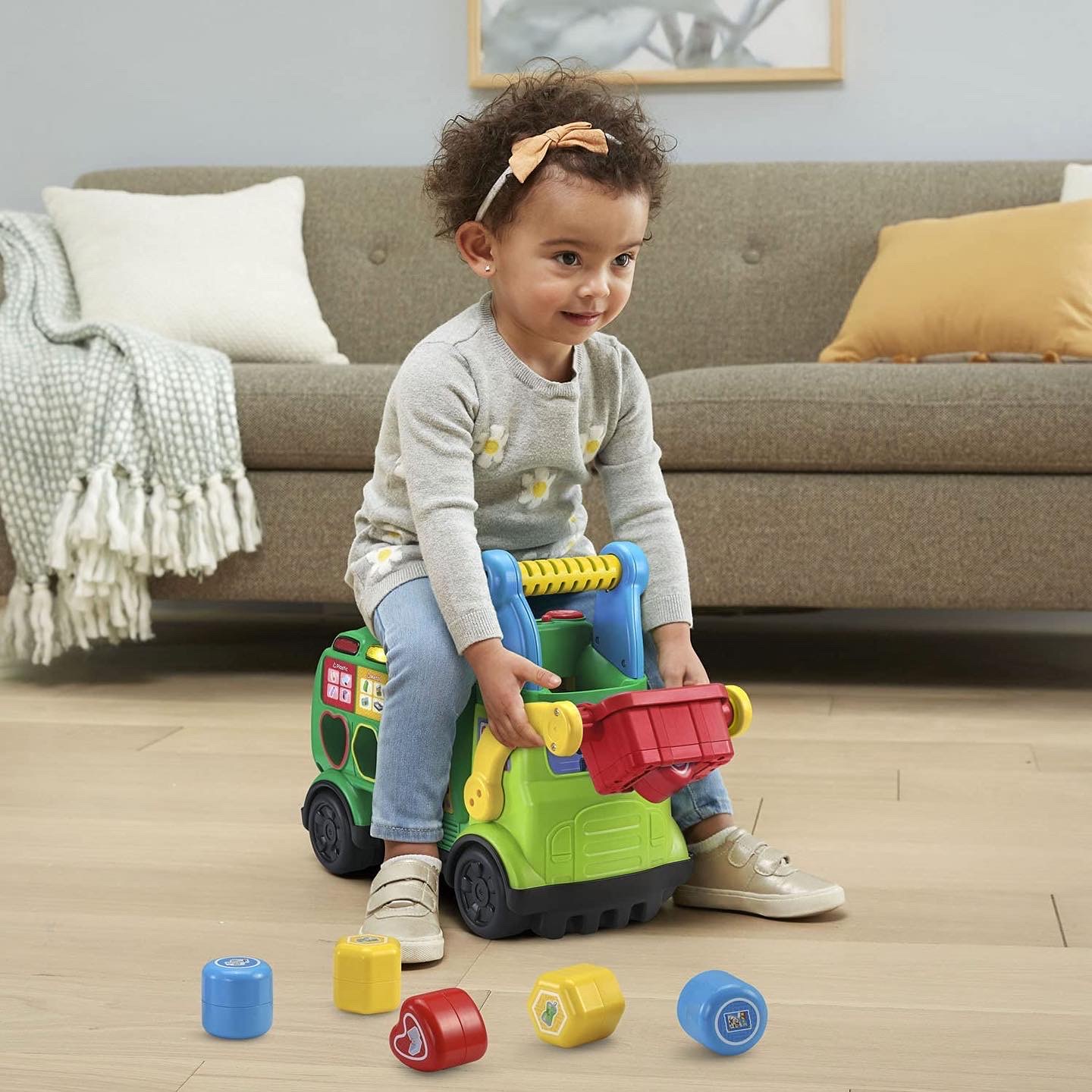 รถขาไถเก็บขยะ VTech Sort and Recycle Ride-On Truck