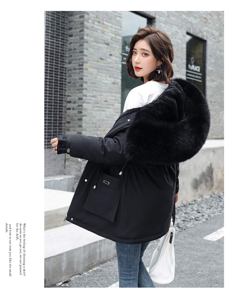 เสื้อคลุมกันหนาวไซส์ใหญ่ สำหรับอุณหภูมิ 10กว่าองศาถึงติดลบกันเลยนะคะ รอบอกหน้าผ้า 48 เหมาะสำหรับอก 40-46 รอบวงแขน 18 ตัวเสื้อยาว 29 นิ้ว ด้านในเสื้อบุขนหนานุ่มมากๆค่ะ ราคา 990 บาทค่ะ #ชุดว่ายน้ําคนอ้วนราคาถูก #ชุดว่ายน้ำพร้อมส่ง #ชุดว่ายน้ำคนอ้วน #swimfor