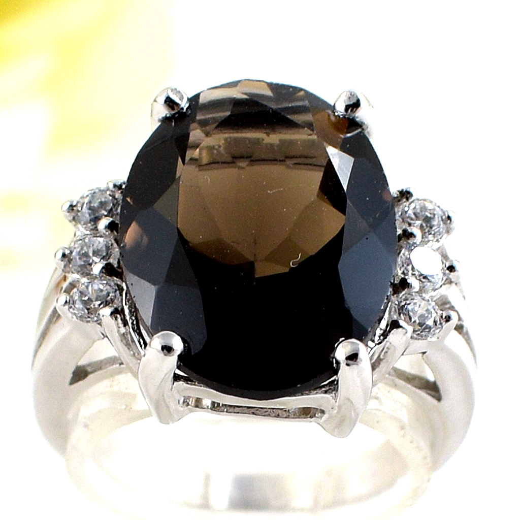 แหวนเงินแท้ราคาถูกชุบทองคำขาว พลอยแท้สโมกกี้ควอทซ์ 8.65 กะรัต เพชรCZ 0.18 กะรัต งานประณีตสวยงาม สั่งผลิตค่ะ