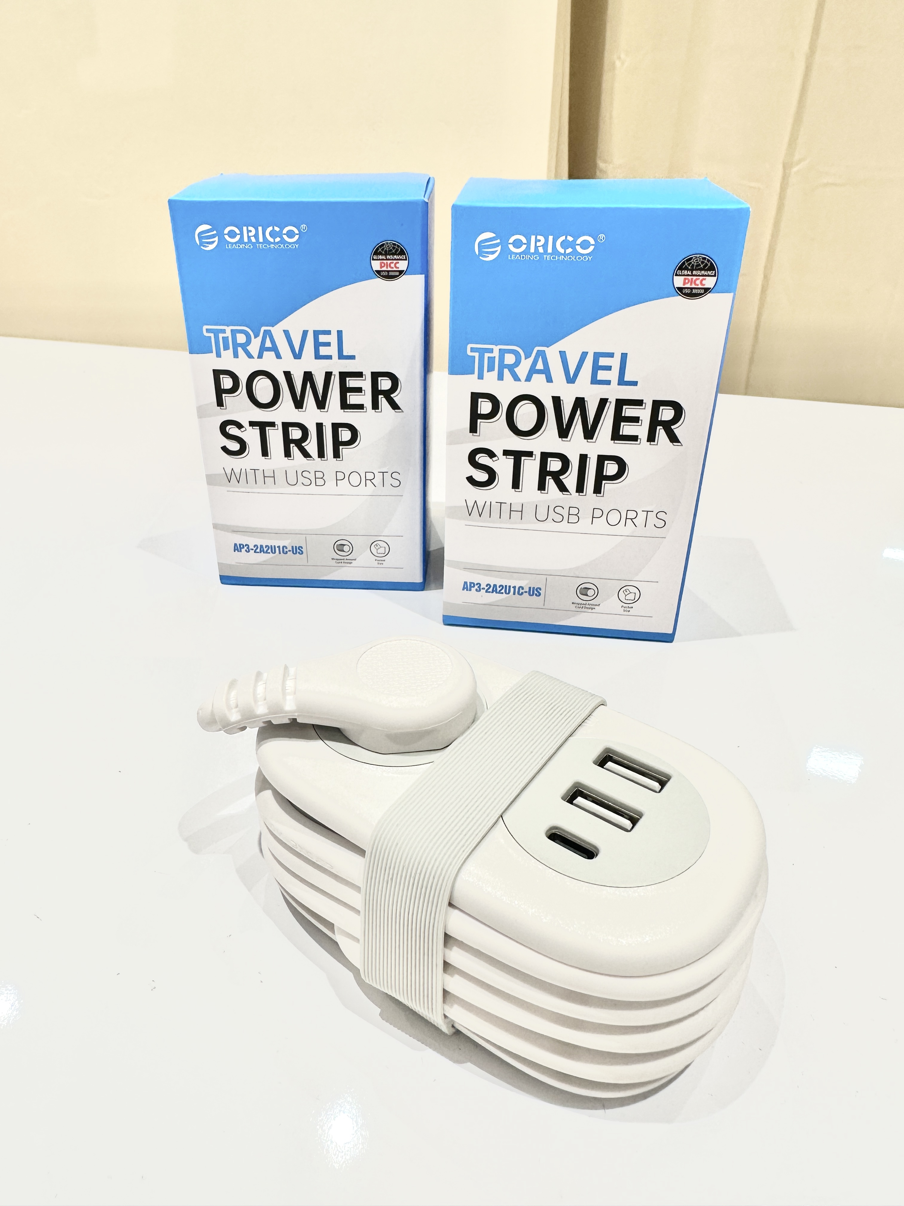 5 in 1 Travel Power Strip with USB port ปลั๊ก 3 ตา แบบพกพา