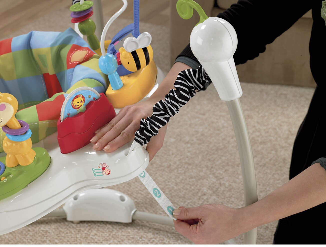 Jumperoo รุ่นใหม่ล่าสุด Fisher-Price Discover 'n Grow Jumperoo