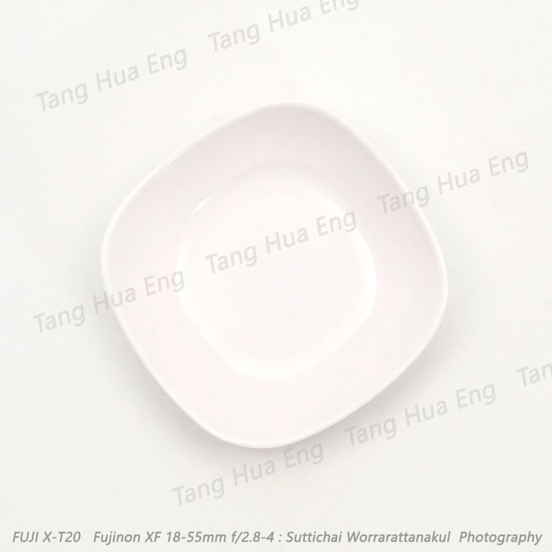 ถ้วยน้ำจิ้มสี่เหลี่ยม 3 นิ้ว 776-2.75 ตราซุปเปอร์แวร์ สีครีมขาว