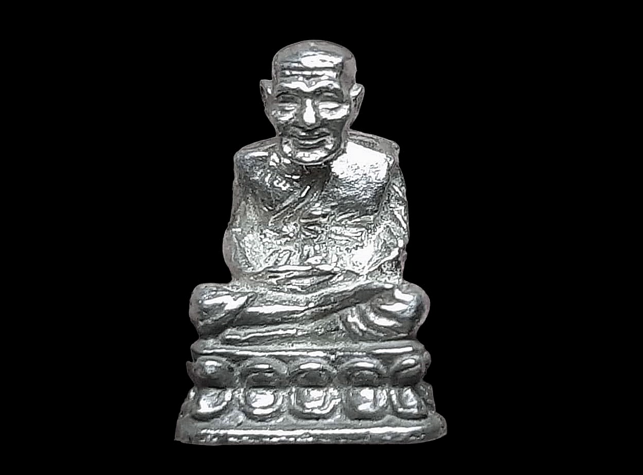 รูปเหมือน หลวงปู่ทวด วัดช้างให้ จ.ปัตตานี พิมพ์จิ๋ว เนื้อเงิน ปี 2535 อาจารย์นอง วัดทรายขาวปลุกเสก สภาพสวยมาก
