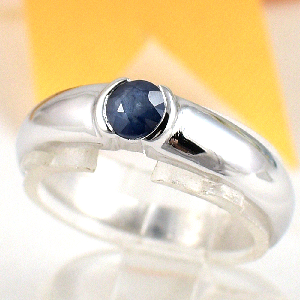 แหวนเงินแท้ราคาถูกชุบทองคำขาว ไพลินแท้ 0.30 กะรัต งานประณีตสวยงาม สั่งผลิตค่ะ