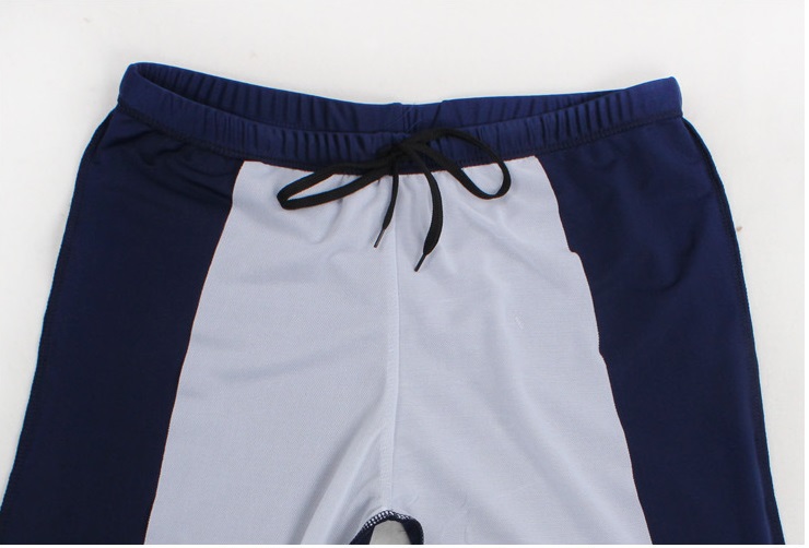 กางเกงว่ายน้ำไซส์4xl ขาสามส่วน รอบเอว32-40 สะโพก 38-46 ยาว 20 นิ้วผ้าดี มีเชือกผูกค่ะ