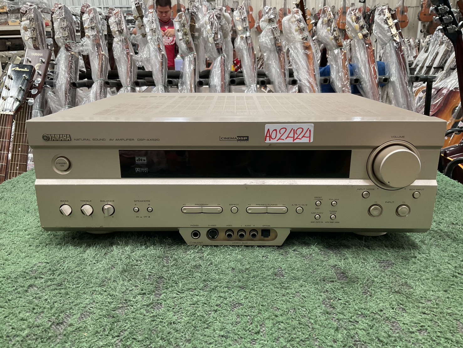 เครื่องขยายเสียง YAMAHA : DSP-AX520