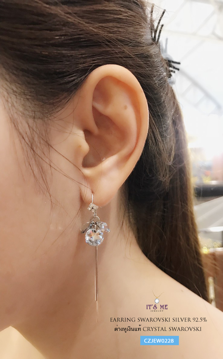 ต่างหูเงินแท้92.5% ต่างหู CRYSTAL SWAROVSKI เรือนเงินแท้ แบบเกี่ยว ห้อยสร้อยเงินแท้ (งานเงินแท้ชุบโรเดียม/ทองคำขาว) เล่นแสงดีมากๆ ค่ะ