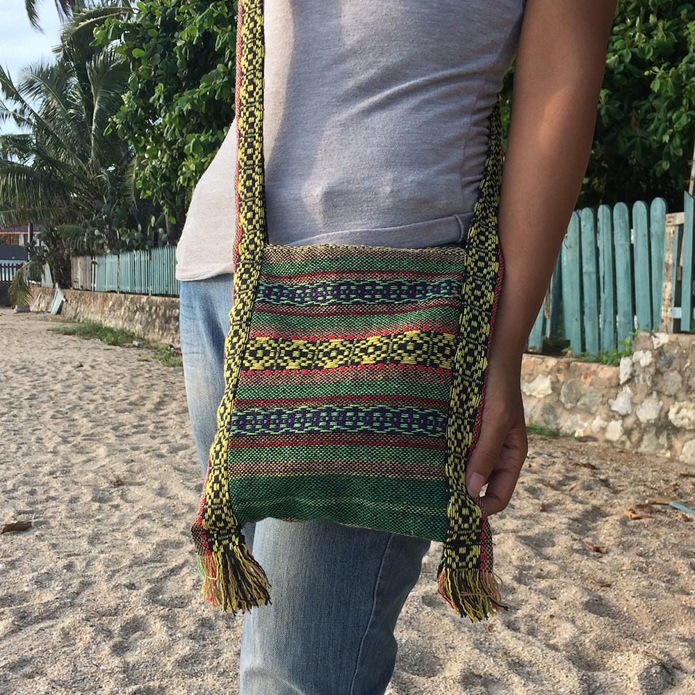 ขายย่าม ย่ามกะเหรี่ยง ย่ามชาวเขา ขายย่ามกระเหรี่ยงทอมือ กระเป๋าฮิปปี้ กระเป๋าโบฮีเมียน กระเป๋าแนวๆ กระเป๋าแนวเซอร์ๆ