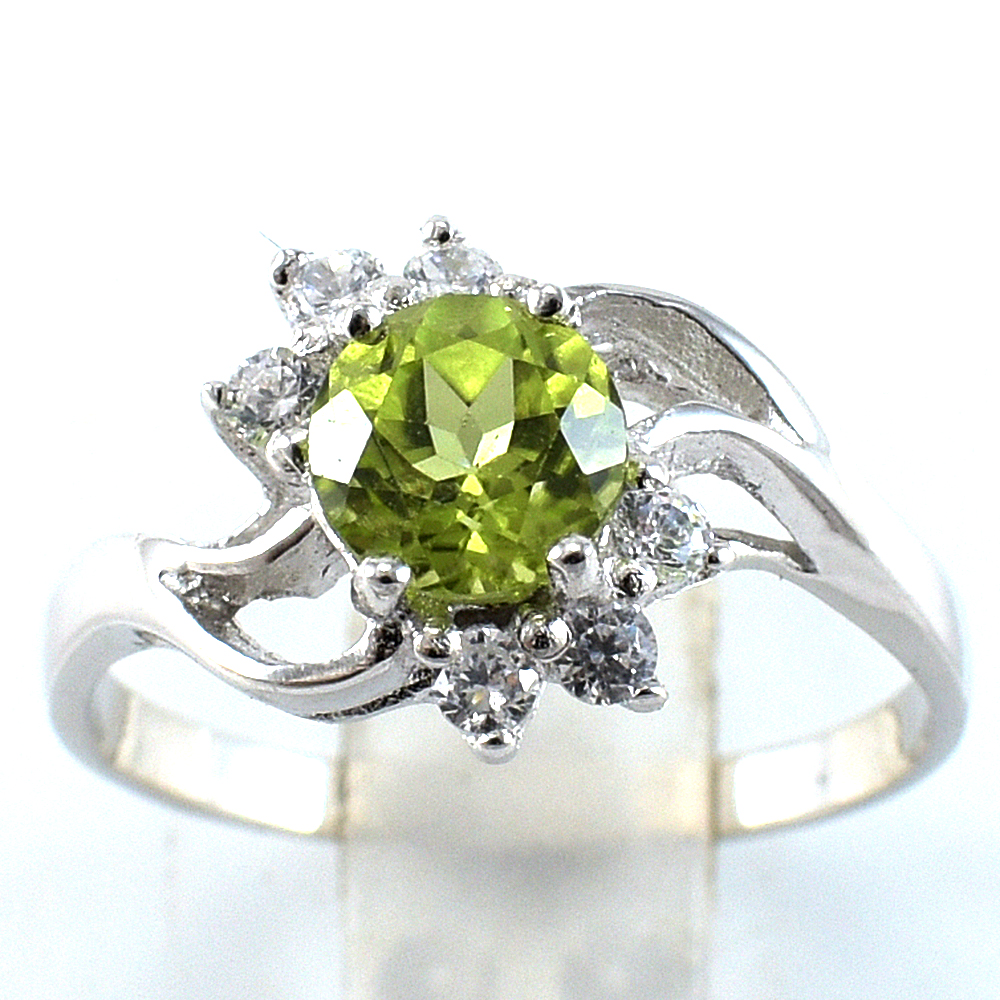 แหวนเงินแท้ราคาถูกชุบทองคำขาว เพอริดอทแท้ 0.92 กะรัต เพชรCZ 0.18 กะรัต งานประณีตสวยงาม สั่งผลิตค่ะ