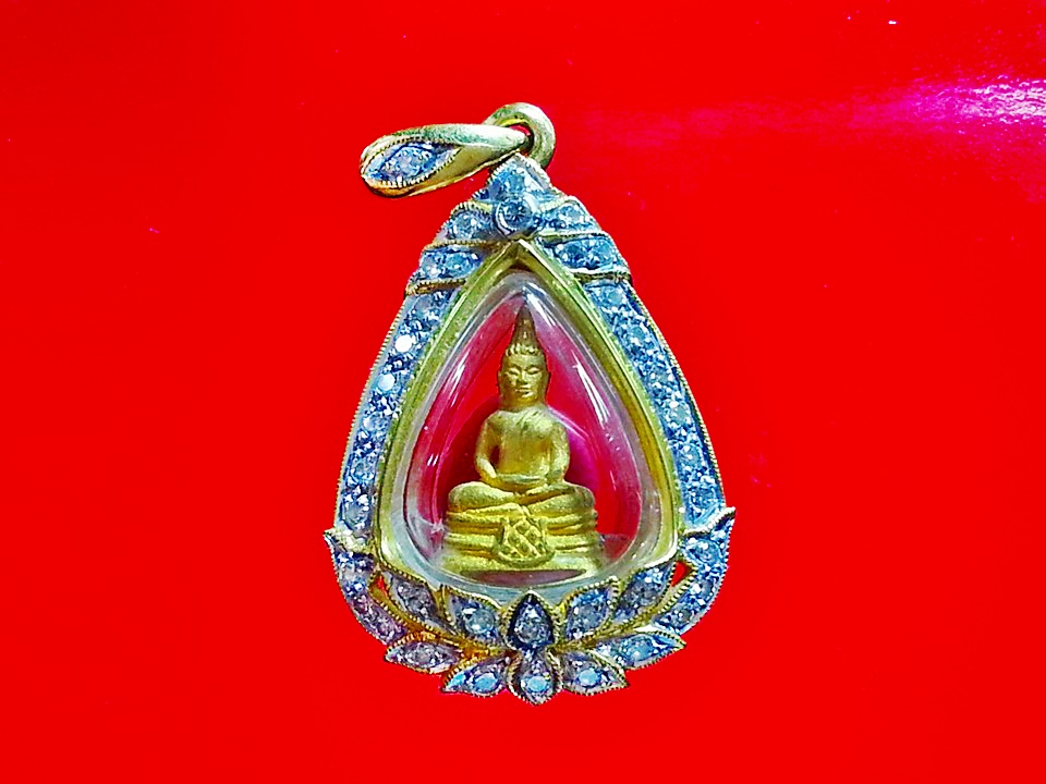 รูปเหมือน หลวงพ่อโสธร วัดโสธรวรารามวรวิหาร จ.ฉะเชิงเทรา