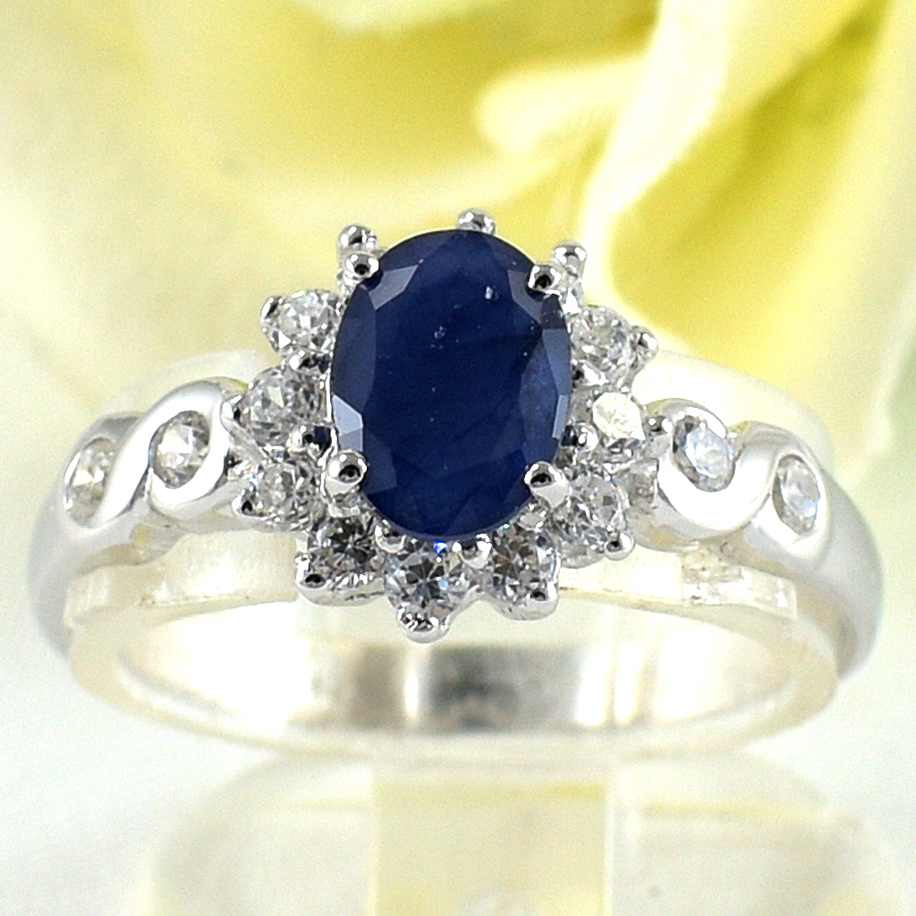 แหวนเงินแท้ราคาถูกชุบทองคำขาว ไพลินแท้ 0.95 กะรัต เพชรCZ 0.40 กะรัต งานประณีตสวยงาม สั่งผลิตค่ะ