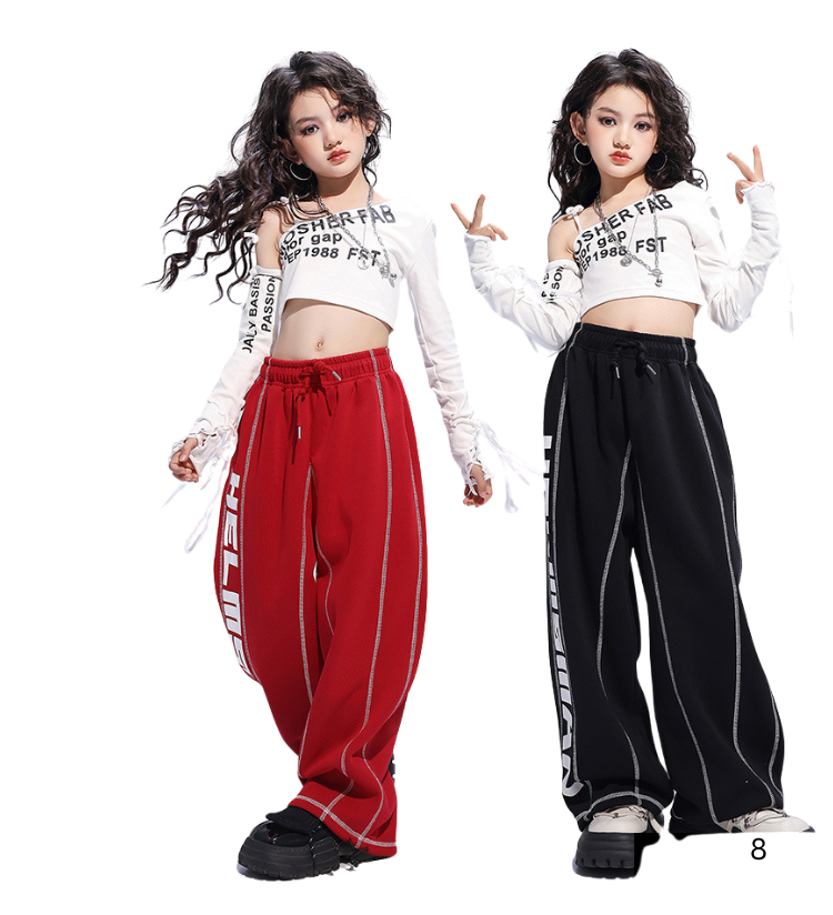 ชุดเต้น เซ็ตเสื้อปาดไหล่ พร้อมปลอกแขน โทนลายสก๊อต ดำแดง