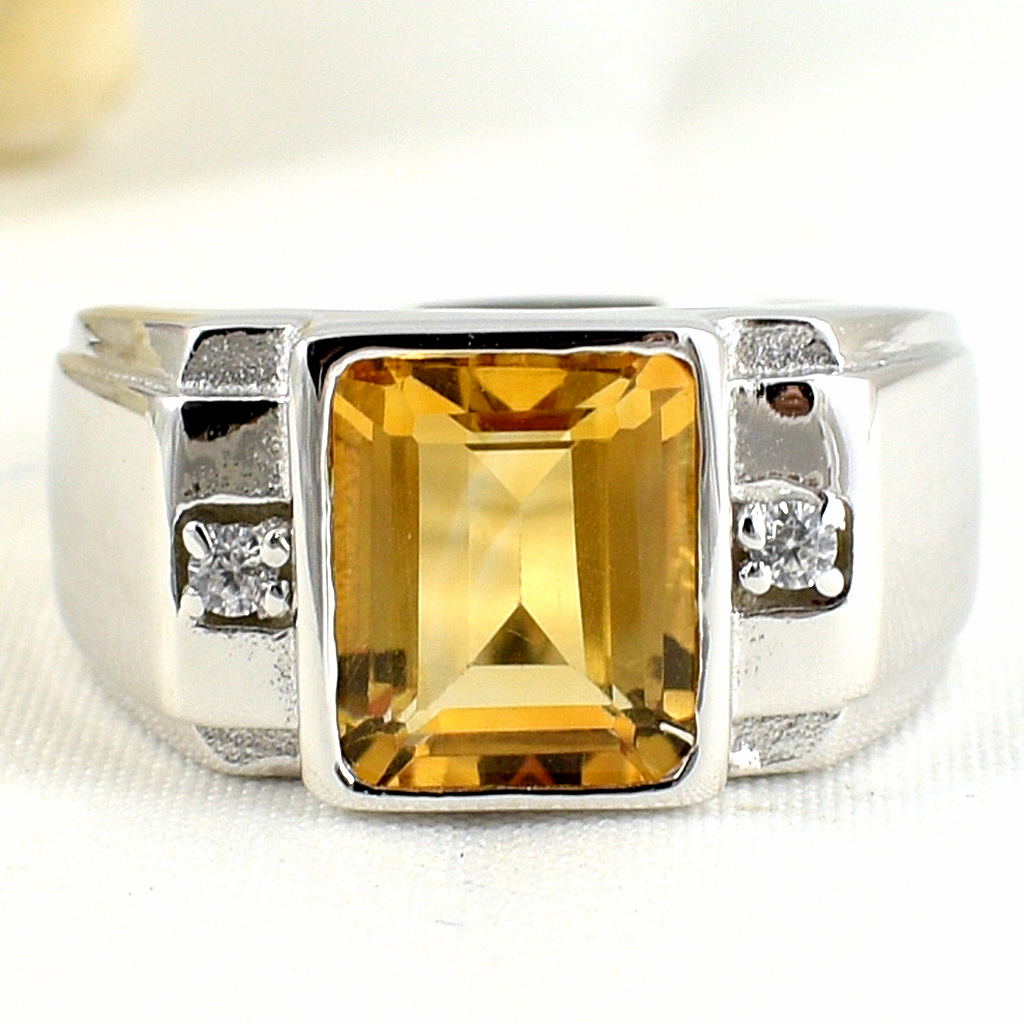 แหวนเงินแท้ราคาถูกชุบทองคำขาว ซิทรินแท้ 3.18 กะรัต เพชรCZ 0.06 กะรัต งานประณีตสวยงาม สั่งผลิตค่ะ