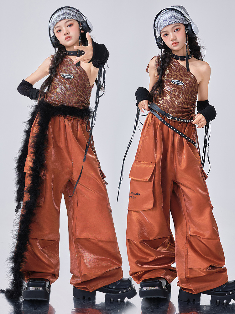 ชุดเต้น เสื้อ+กระโปรง/กางเกงขายาว น้ำตาล