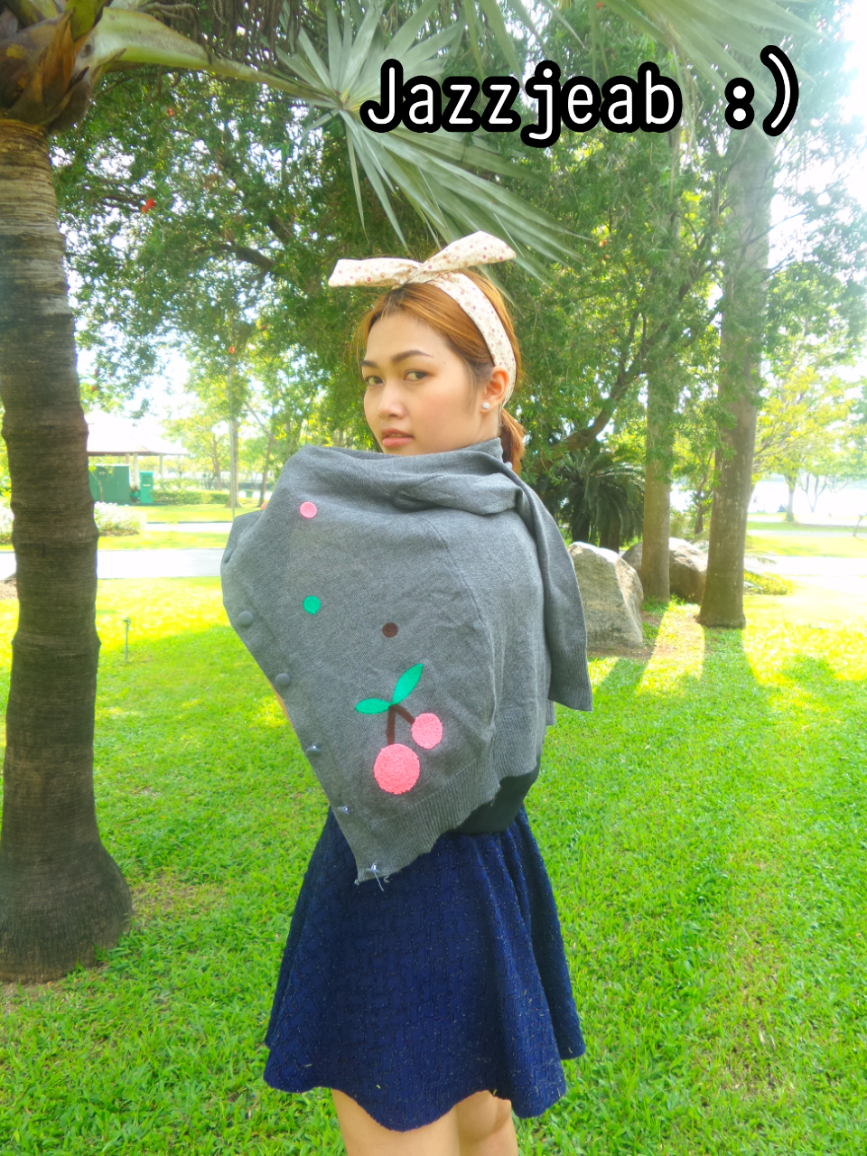 เสื้อคลุม เชอรี่ สีเทาเข้ม